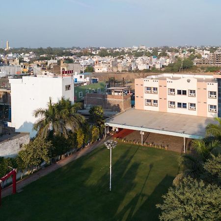 Ruchishree Garden Hotel Ujjain Luaran gambar