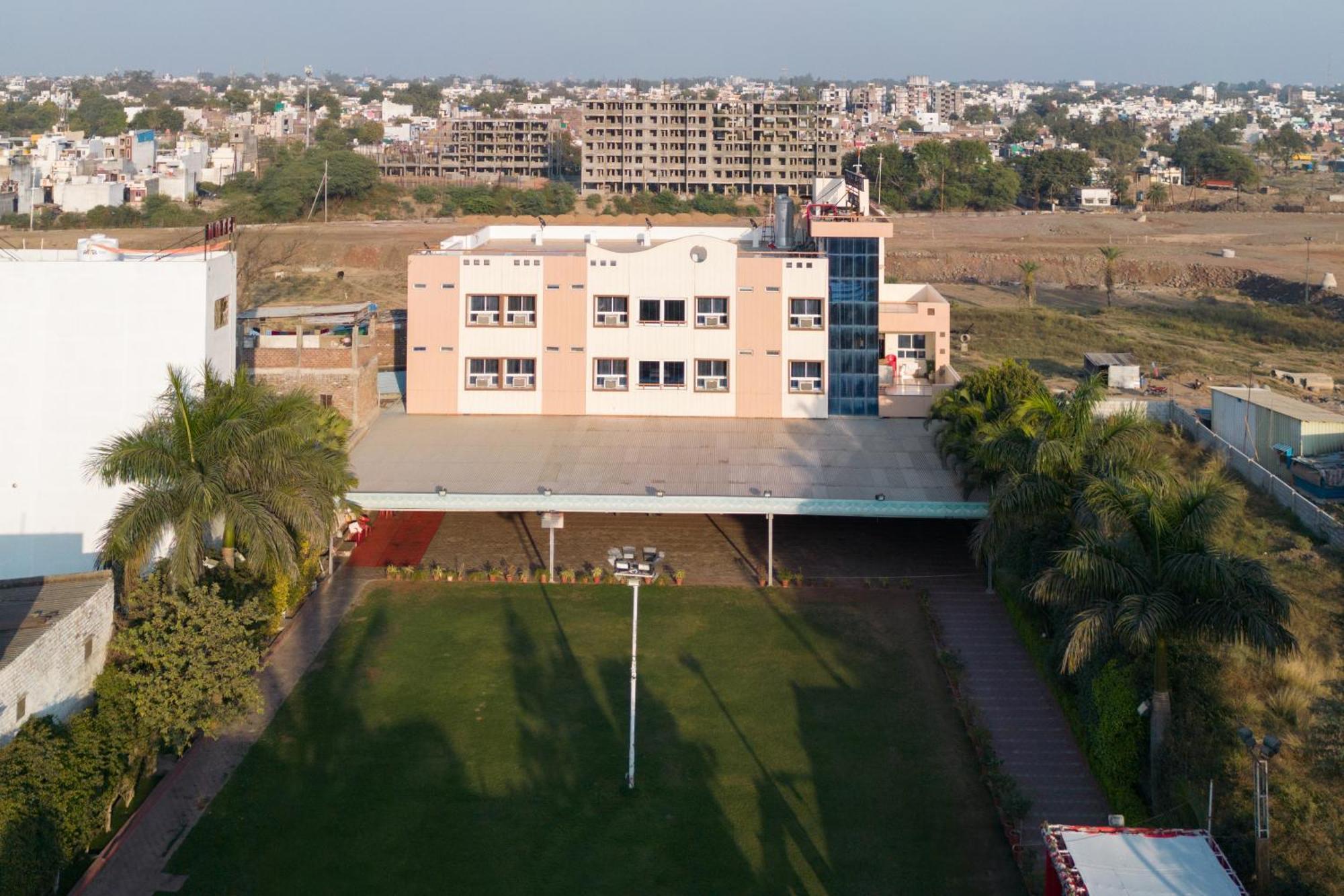 Ruchishree Garden Hotel Ujjain Luaran gambar